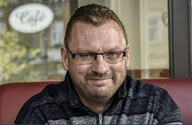V této souvislosti spekuloval o možnosti roznášení britské mutace viru v druhém největším městě v republice. Kontroverzni Chovani Neni U Poslance Volneho Zvlastnosti V Minulosti Urazil Studenty I Prezidenta Havla Domov Lidovky Cz