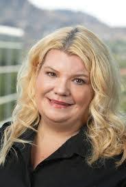 Kay Baum's Instagram, Twitter & Facebook