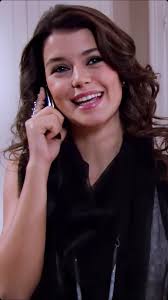 Her bright eyes and charming smile, draw all the more and more fans. Beren Saat Fans Club Home Facebook