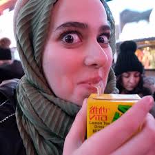 Xiaomanyc 小馬在紐約- We gave people Vita drinks to try for the first time!!!  And they loved it! Video live