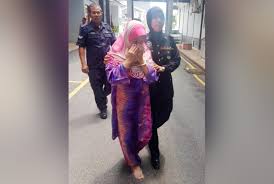 Kes disiasat mengikut seksyen 420 kanun keseksaan dan seksyen 6 (1) (c) akta imigresen 1959. Peniaga Dipenjara Denda Rm10 000 Kerana Menipu