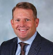 Mark Hakes's Instagram, Twitter & Facebook