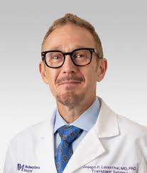 Amna Daud (@amnadaud)