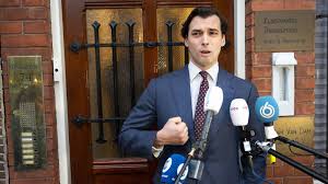 Fvd is an utility that allows you to download files from many web sites directly into yours device, so that you can open them every time. Leden Fvd Stemmen Over Baudet Morgenavond Uitslag Nos