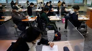 Proporsi sekolah coedukasi telah meningkat hampir sepuluh persen. Kasus Covid 19 Melonjak Korea Selatan Tutup Sekolah Mulai Besok Tekno Tempo Co