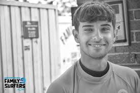 Surf House Salinas. Tu refugio de Libertad y Diversión. -