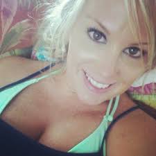 jenna barton (@jennerb28)