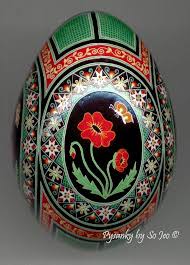 Made To Order Red Poppies Pysanka Floral Series Ebsq Juried Plus In 2020 Red Poppies Easter Egg Art Egg Shell Art
