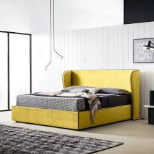 Letti matrimoniali, ma anche letti singoli, una piazza e mezza, king size. Idee Come Pulire Sotto Al Letto Contenitore Diotti Com