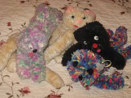 What's the best way to make a cat's tail? Easy To Make Yarn Kittens Pattern And Instructions Feltmagnet