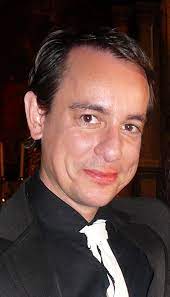 Udo mechels (brussel, 10 mei 1976) is een belgische zanger en songwriter.als artiest gebruikt hij kortweg zijn voornaam udo.hij werd vooral bekend toen hij in 2005 de talentenjacht x factor won. Nico Sturm Wikipedia