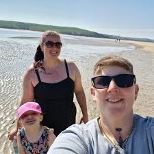 The presenter will be back