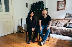 From opening a bank account to insuring your family's home and belongings, it's important you know which options are right for you. Hamburg A Choir That Unites Ukrayiner