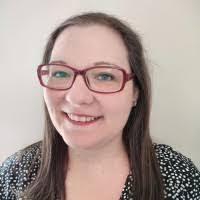 Elizabeth Vail's Instagram, Twitter & Facebook