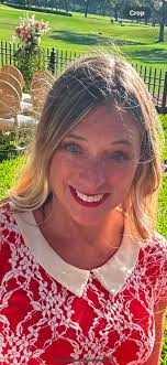 I have a room to rent in a nice townhouse near Baptist South Hospital in  Jacksonville, FL. Gated community walking distance to Preserve with great  walking and biking trails. Townhouse would be