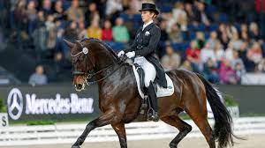 Follow the best athletes in the world and find out who won the most gold, silver and bronze medals. Lisa Muller Traumt Von Olympia Tipps Vom Ehemann Und Ein Grosses Vorbild Eurosport