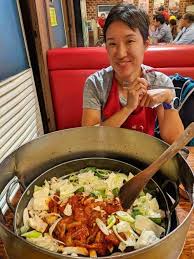 Seoul Best Restaurants In Myeongdong To Satisfy Food Cravings Satisfying Food Food Food Cravings