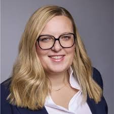 Ich habe mich selbstständig gemacht und arbeite jetzt als Rechtsanwältin in  eigener Kanzlei. Ich würde mich sehr freuen, wenn ihr mal auf meiner neuen  Website vorbeischaut www.kanzleiweiler.com oder…