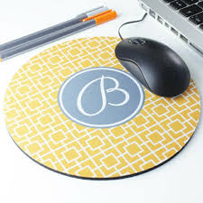 Prévient le syndrome du canal carpien. Tapis De Souris Personnalisee Enredada