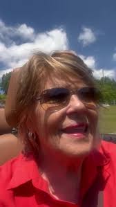 𝗧𝗵𝗲 𝗵𝗲𝗮𝗹𝗶𝗻𝗴 𝗽𝗼𝘄𝗲𝗿 𝗼𝗳 𝗰𝗼𝗻𝗻𝗲𝗰𝘁𝗶𝗼𝗻 𝗸𝗻𝗼𝘄𝘀 𝗻𝗼  𝗯𝗼𝗿𝗱𝗲𝗿𝘀. 🌍✨ I'm deeply grateful to the Polish Polyvagal Institute  @instytut_poliwagalny for translating my mini focusing session from the  Trauma, Attachment, and ...