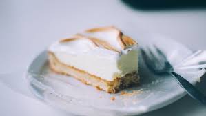 Gib bitte ein reiseziel ein, um deine suche zu starten. 21 Cafes Und Backereien In Denen Ihr Den Besten Kuchen Berlins Bekommt Mit Vergnugen Berlin