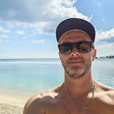 The Hurricanes respond to Tom Wilson mocking their Storm Surge celebration  during the game 😂👌 #canes