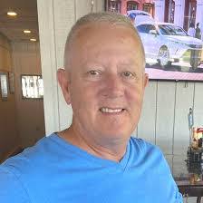 Alan Dillman's Instagram, Twitter & Facebook