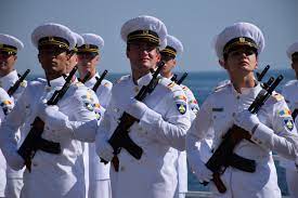 Flota navală 77 a marinei, compusă din distrugătorul sahand și vasul makran, se află în oceanul atlantic pentru prima oară, pentru a demonstra capabilitățile iranului în domeniul maritim, a afirmat amiralul habibullah sayyari, Ziua Marinei Romane Cel Mai AÈ™teptat Eveniment Al Verii In ConstanÈ›a Descopera Dobrogea