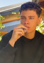 Tadeo Escobar (tadeo09escobar)