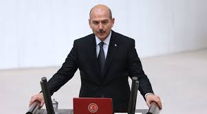 Aslen trabzon'ludur i̇lkokul ve ortaokul eğitim yıllarını i̇stanbul gaziosmanpaşa'da geçirmiş ve lise eğitimini plevne lisesi'nde. Zv31hmaoin55lm