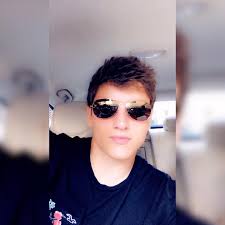 Tristan (@tristan_hutchison) • Instagram photos and videos