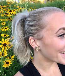 Maggie Schmid (@baublesandbubbly) • Instagram photos and videos