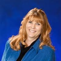 Eileen Bliss's Instagram, Twitter & Facebook