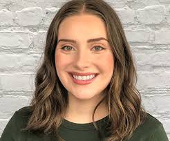 Allison Fenton's Instagram, Twitter & Facebook