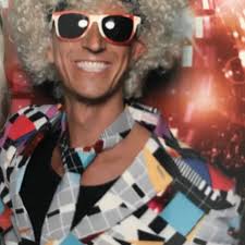 Nogen der ved hvad der er sket i padel mates over natten? Alle mine bookede  kampe hvor jeg normalt står på med fulde navn og billede er pludselig  ændret til at der