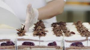 The name stands for caramel kitchen in german, although it should be called caramel heaven. Edeka Marktbackerei