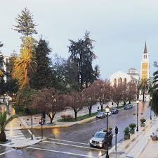 Siempre con una sonrisa y dándote todas las facilidades posibles. Plaza De Armas Talca Chile Plaza De Armas Ciudades Talca