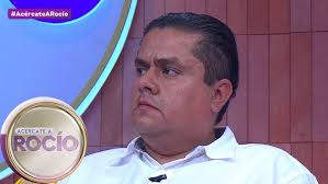 Josué dice que Corina no debía contratar a Denise, su nueva pareja