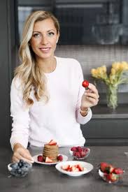 Healthy with Nedi: Cauliflower Muffins, Vodka Martinis, & Quick Beauty Tips  | The Skinny Confidential