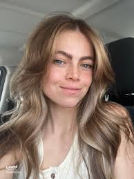 Stylish Shoulder Length Hair with Layered Bangs