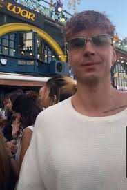 Request for Hellos from True Fans