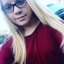 Danielle Saunier's Instagram, Twitter & Facebook