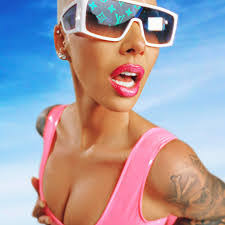 Tina Dowdell's Instagram, Twitter & Facebook