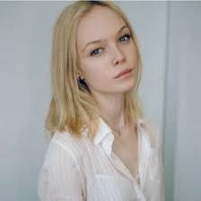 Doris Shultz's Instagram, Twitter & Facebook