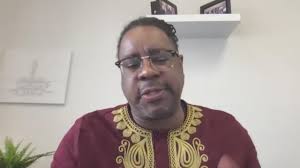 UT professor who led 'Eyes of Texas' investigation says song has evolved  over time