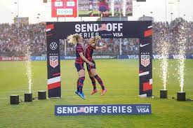 The chicago red stars announced brian's return to the team on june 19, 2018, as she signed a deal for the remainder of the 2018 season. Kristie Mewis Kmewis19 Instagram Photos And Videos