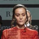 La gallega Elena Rial gana el premio Mercedes Benz Fashion Talent