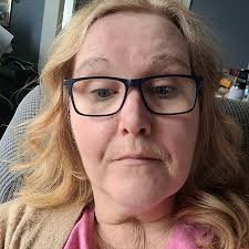 What do you cut the pinecone with?