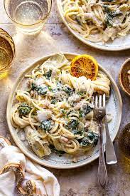 Spinach Artichoke Pasta With White Beans Is The Ultimate Vegetarian Pasta Ready In 30 Minutes This Weeknight Pas In 2020 Artichoke Pasta Spinach Artichoke Pasta Food