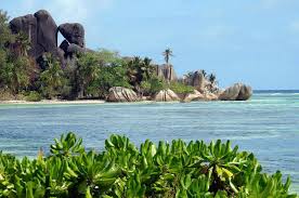 Najväčší ostrov mahé je dlhý 30 km, široký 8 a nájdete na ňom i malé hlavné mesto victoria. Seychely Home Facebook